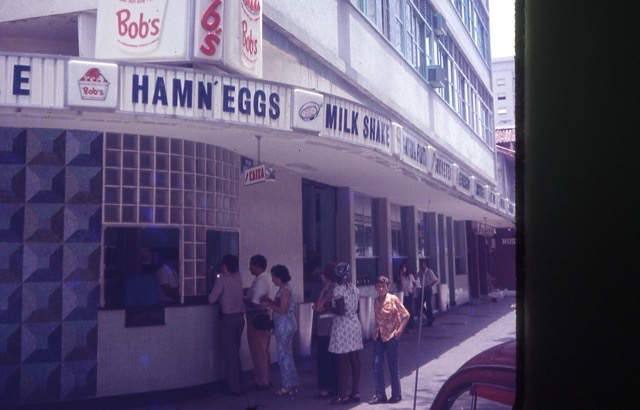 Bobs!
